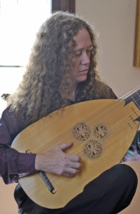 Baroque Guitar Virtuoso John Schneiderman
