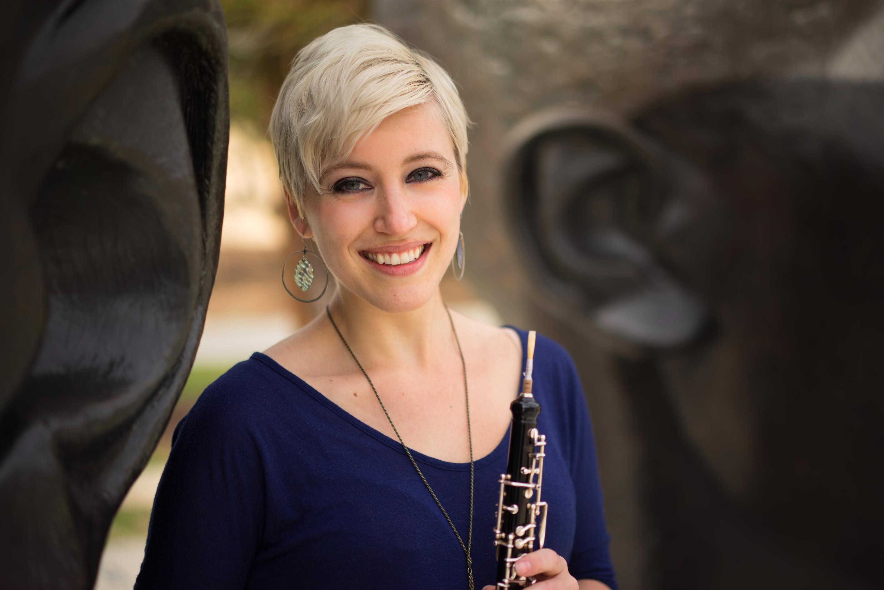 Nola Fairbanks picture Madeleine Potter foto
